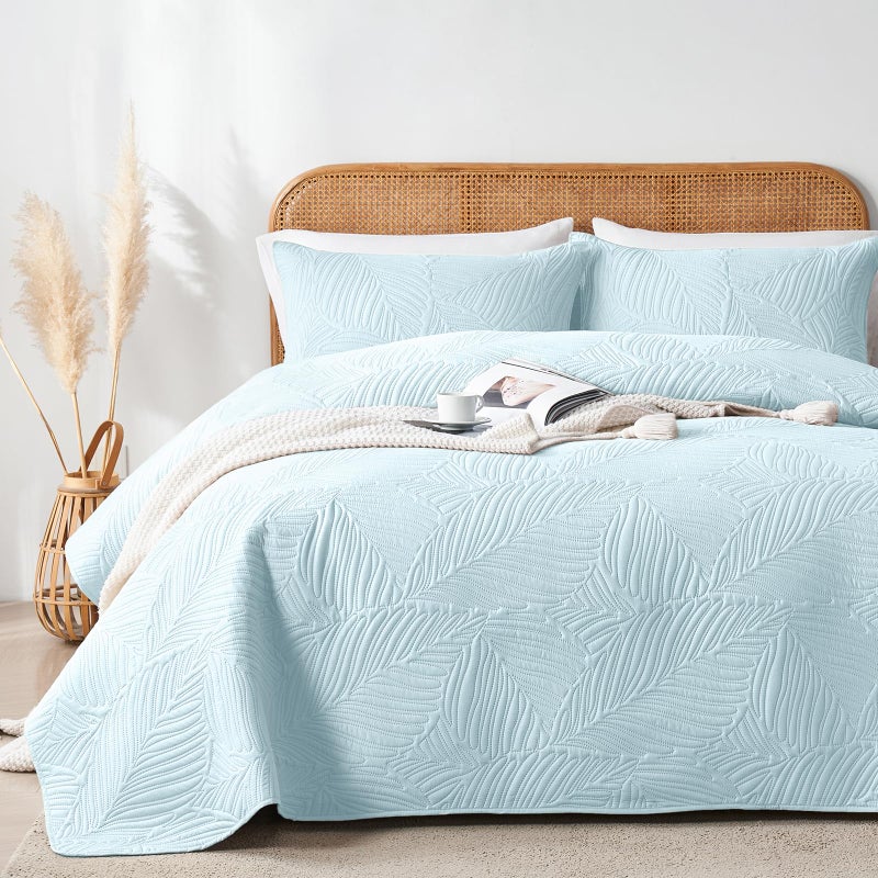 OARAGE Queen Quilt Bedding Set Soft Lightweight Aqua Blue Bedspread with Leaf Pattern Ultrasonic Microfiber Bed Coverlet Full Size for All Season (1 Quilt  2 Shams) - Image 1